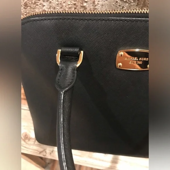 MICHAEL KORS Cindy Large Leather Dome Satchel Black Handbag/Crossbody W/Gold - Picture 17 of 17